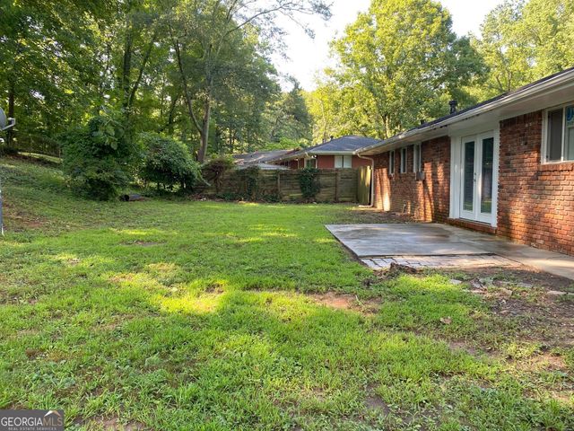 2764 Riggs Drive, East Point, GA 30344