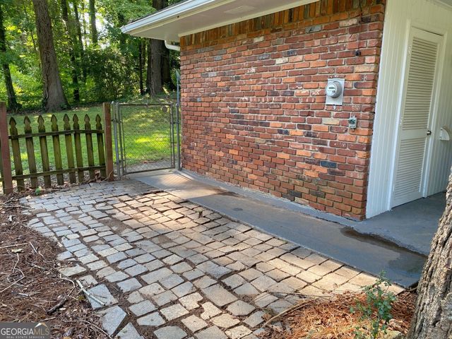 2764 Riggs Drive, East Point, GA 30344