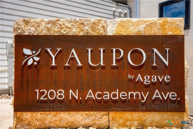 1208 N Academy Avenue 3201, New Braunfels, TX 78130