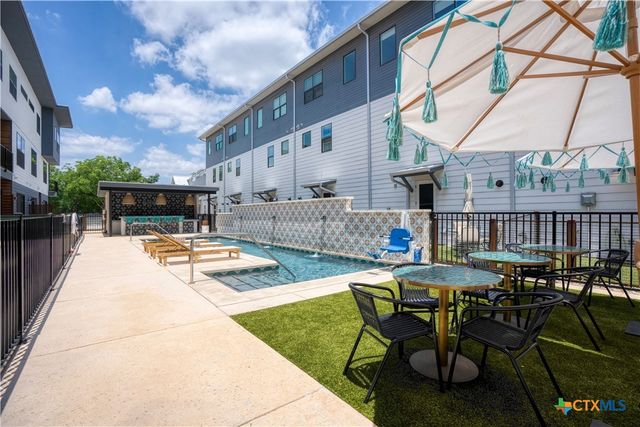 1208 N Academy Avenue 3201, New Braunfels, TX 78130