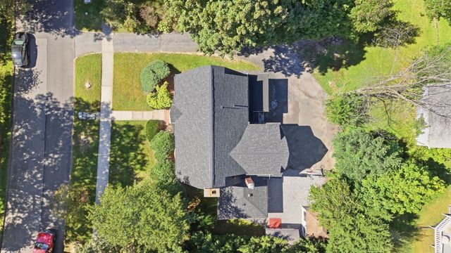 128 Meadowbrook Rd, Longmeadow, MA 01106