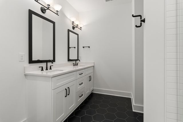 3216 Conviser Dr, Nashville, TN 37207
