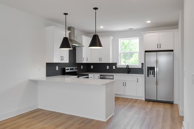 3216 Conviser Dr, Nashville, TN 37207