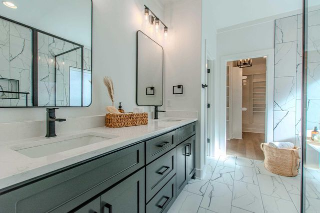 629 Valley Oak Drive, Sherwood, AR 72120