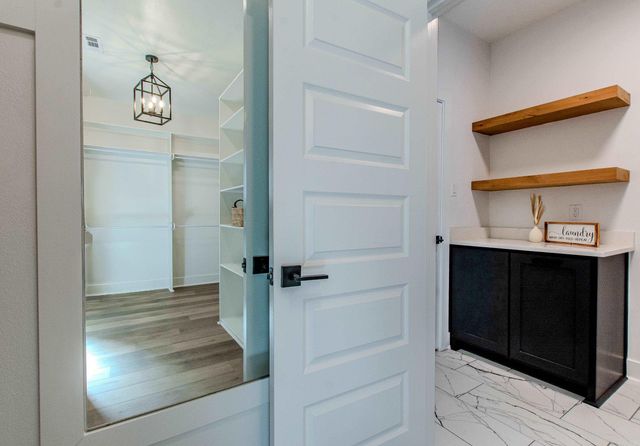 629 Valley Oak Drive, Sherwood, AR 72120