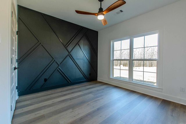 629 Valley Oak Drive, Sherwood, AR 72120