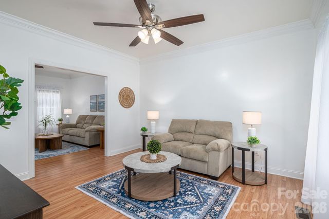 1535 20th Avenue Place NE, Hickory, NC 28601