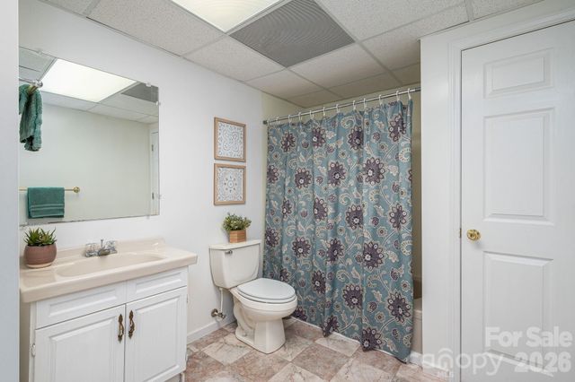 1535 20th Avenue Place NE, Hickory, NC 28601
