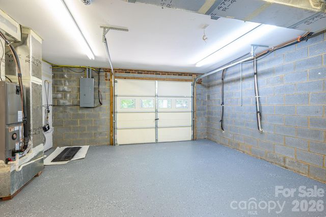 1535 20th Avenue Place NE, Hickory, NC 28601