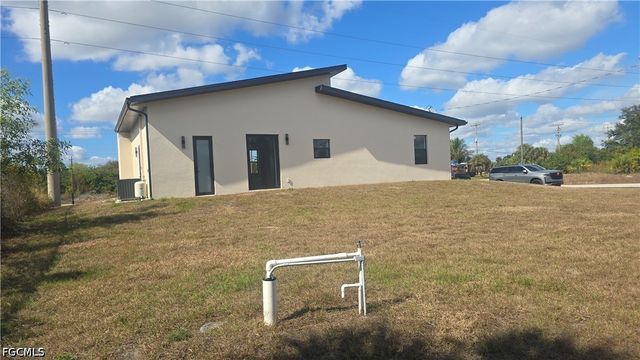 761 Bell BLVD S, Lehigh Acres, FL 33974