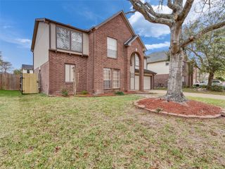 1814 Oak Valley Drive, Kemah, TX 77565