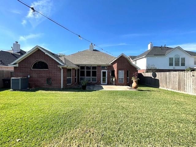 408 Cedar Point Drive, League City, TX 77573