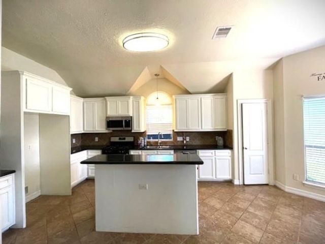 408 Cedar Point Drive, League City, TX 77573