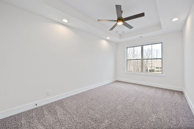 907 Douglas Ln, Clarksville, TN 37043