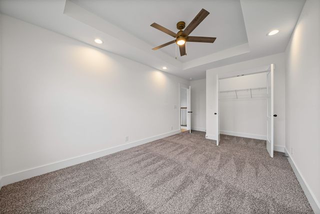 907 Douglas Ln, Clarksville, TN 37043