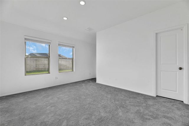 6323 Barrington Cliff Trail, Kingwood, TX 77365