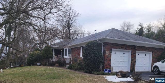 41 Orchard Place, Hawthorne, NJ 07506