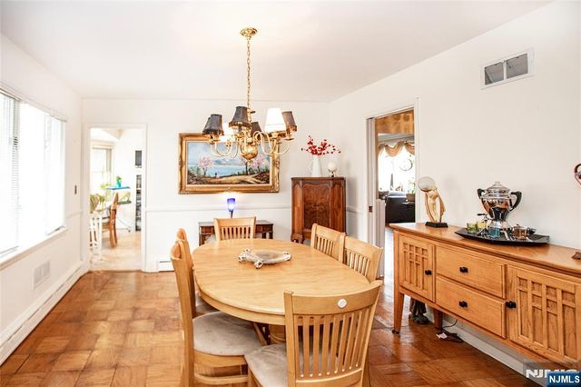 41 Orchard Place, Hawthorne, NJ 07506
