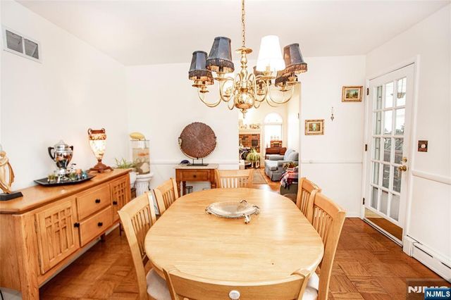 41 Orchard Place, Hawthorne, NJ 07506
