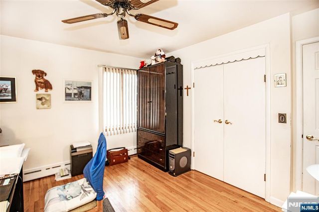 41 Orchard Place, Hawthorne, NJ 07506