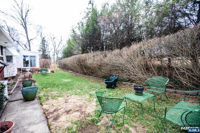 41 Orchard Place, Hawthorne, NJ 07506