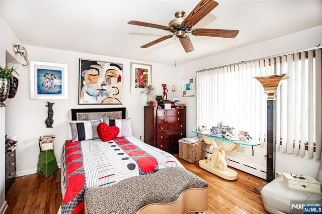 41 Orchard Place, Hawthorne, NJ 07506
