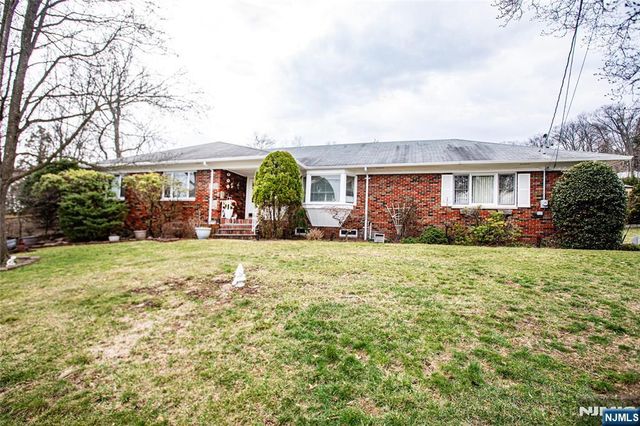 41 Orchard Place, Hawthorne, NJ 07506