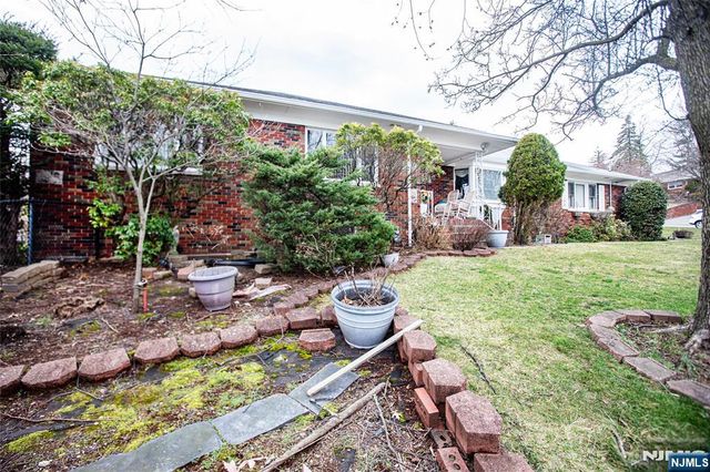41 Orchard Place, Hawthorne, NJ 07506