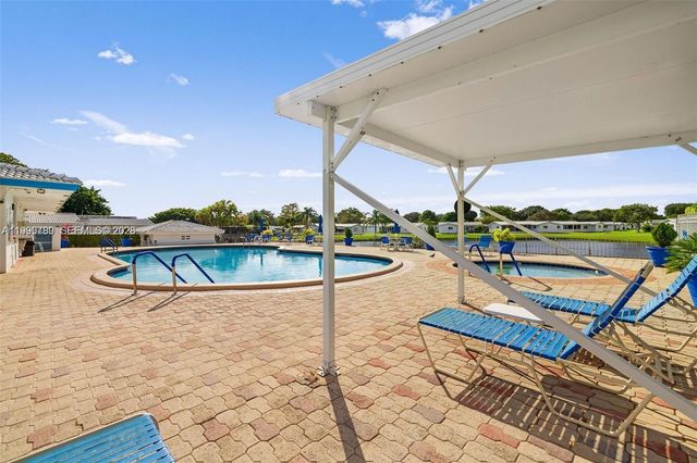 1086 NW 88th Way, Plantation, FL 33322