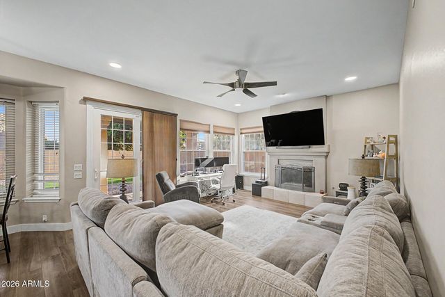 5933 W VIA MONTOYA Drive, Glendale, AZ 85310