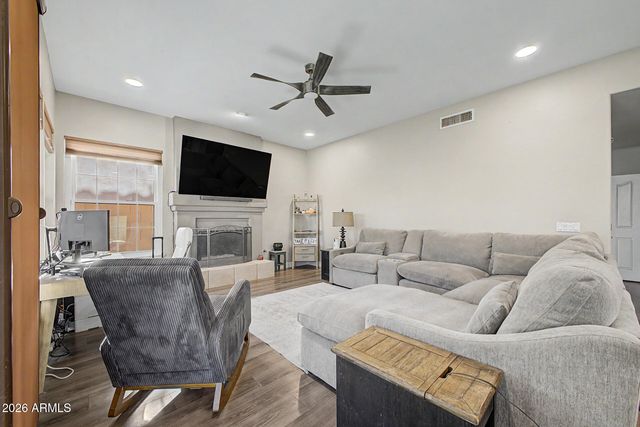 5933 W VIA MONTOYA Drive, Glendale, AZ 85310