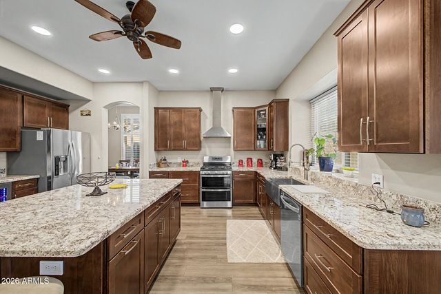5933 W VIA MONTOYA Drive, Glendale, AZ 85310