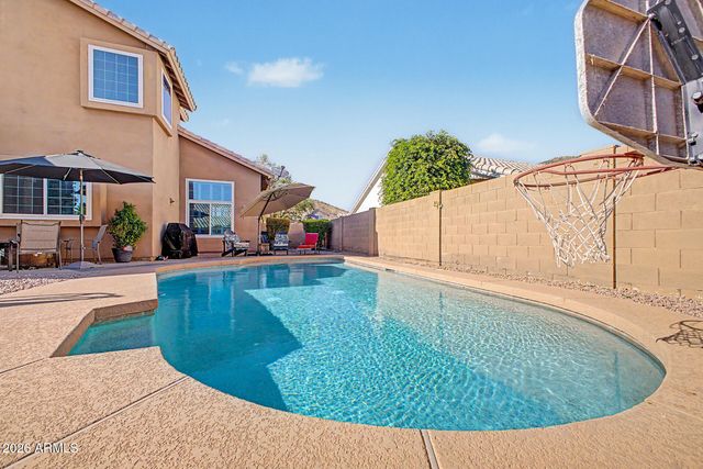 5933 W VIA MONTOYA Drive, Glendale, AZ 85310