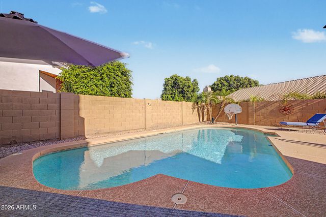 5933 W VIA MONTOYA Drive, Glendale, AZ 85310