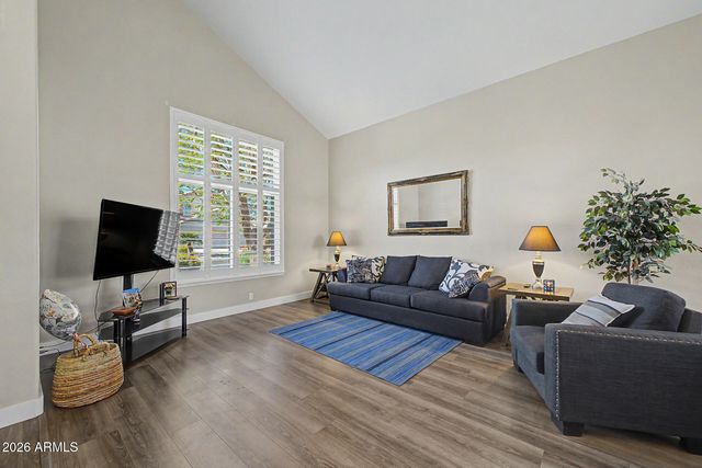 5933 W VIA MONTOYA Drive, Glendale, AZ 85310