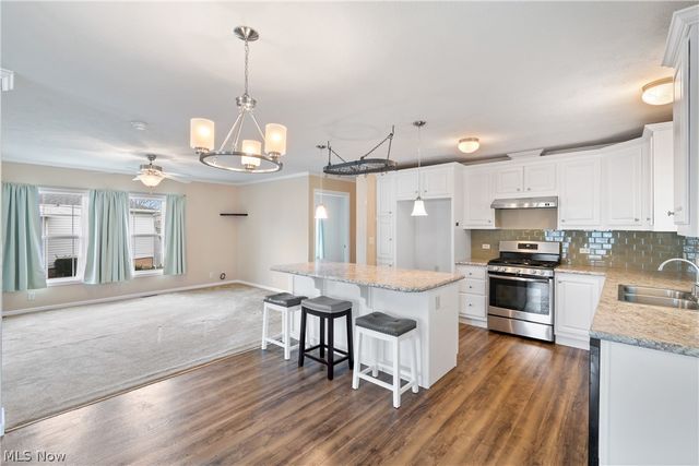 177 D Street SW, Navarre, OH 44662