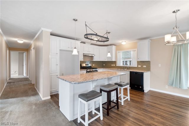 177 D Street SW, Navarre, OH 44662