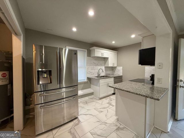 1576 Carolyn Drive B, Stone Mountain, GA 30087