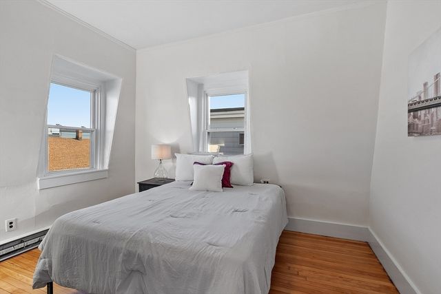 52 Bonair 3, Somerville, MA 02145