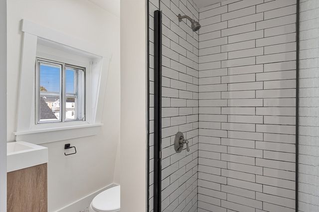 52 Bonair 3, Somerville, MA 02145