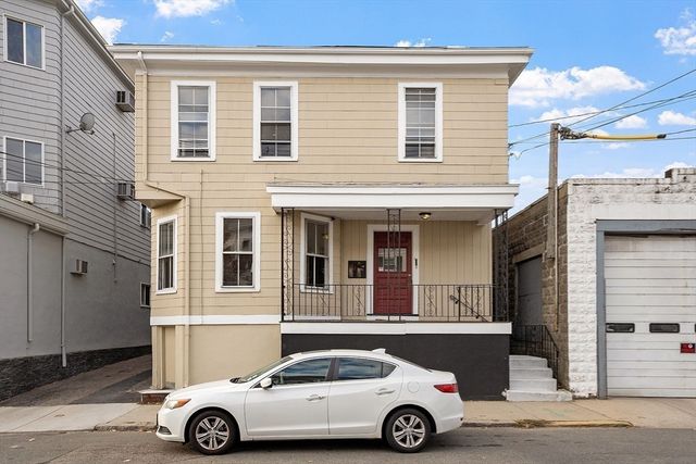 52 Bonair 3, Somerville, MA 02145