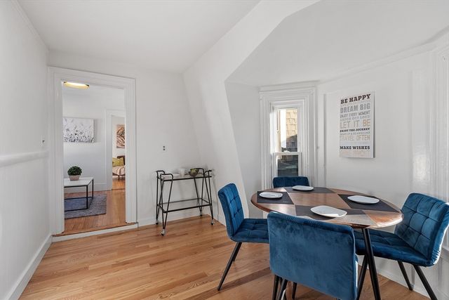 52 Bonair 3, Somerville, MA 02145