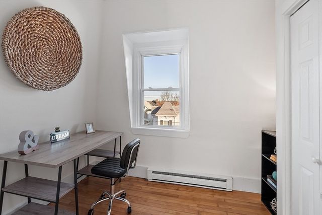 52 Bonair 3, Somerville, MA 02145