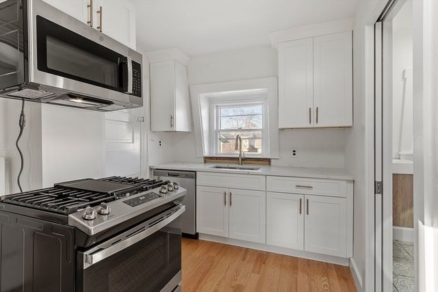 52 Bonair 3, Somerville, MA 02145