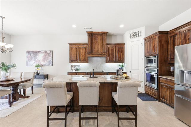 1309 Chisholm Trail Court, Midlothian, TX 76065
