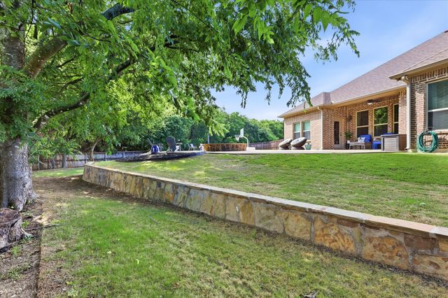 1309 Chisholm Trail Court, Midlothian, TX 76065
