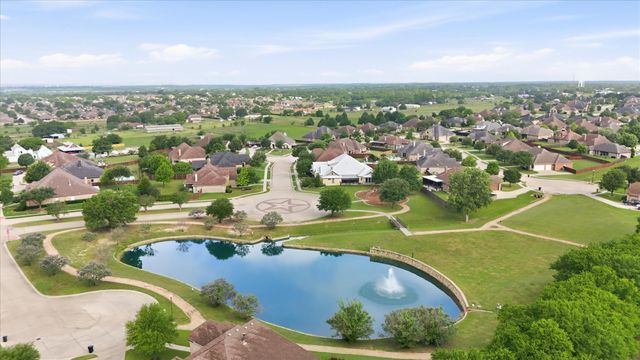 1309 Chisholm Trail Court, Midlothian, TX 76065
