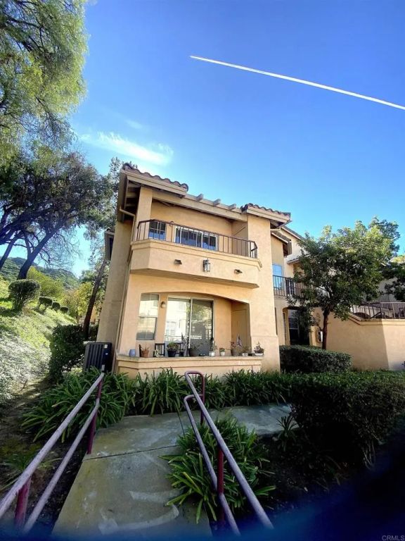 18644 Caminito Cantilena 264, San Diego, CA 92128