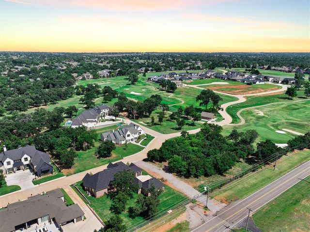 6201 Canopy Lane, Edmond, OK 73025