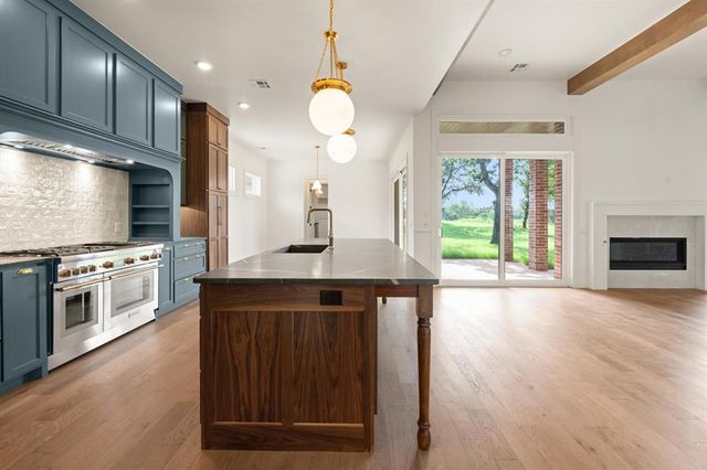 6201 Canopy Lane, Edmond, OK 73025